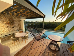 BÄAK- PH3A- Ixchel PENTHOUSE studio Private Rooftop POOL